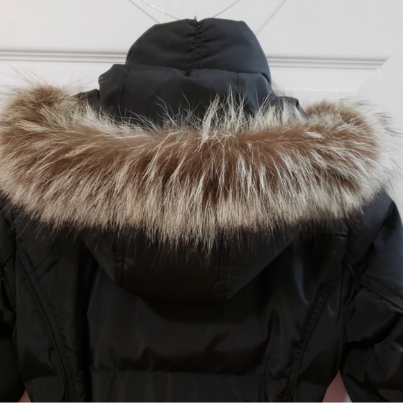 MICHAEL, Michael Kors Women’s Puffer Coat is trendy yet sophisticated. - Picture 2 of 4